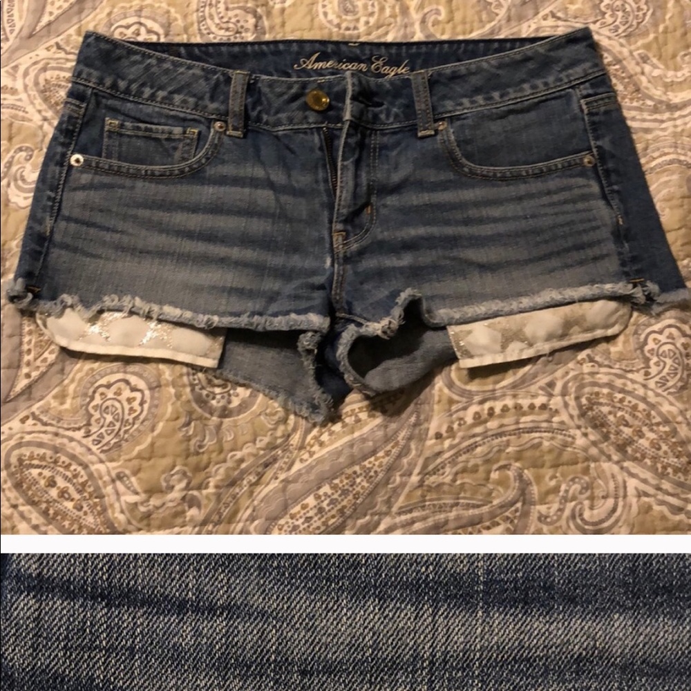 A pair of gently used American Eagle shorts⭐️❤️